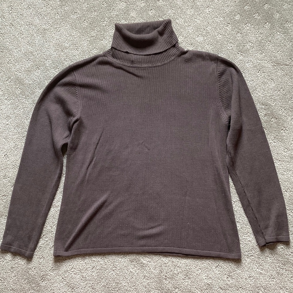 Silk brown sweater
